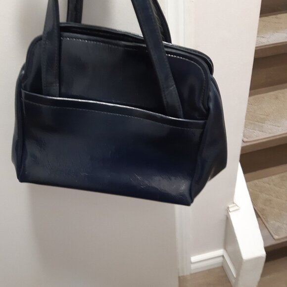 Old-style Navy patent kiss-close handbag - Picture 8 of 8